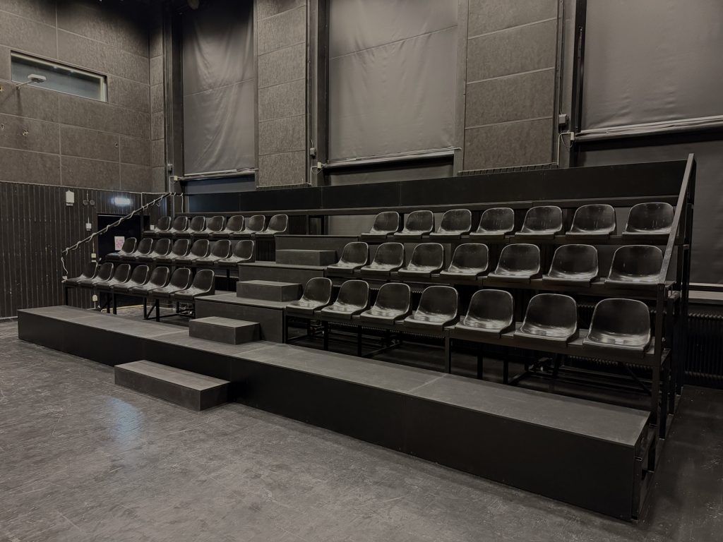 Läktare BlackBox